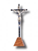 Standing crucifix 10.5 cm